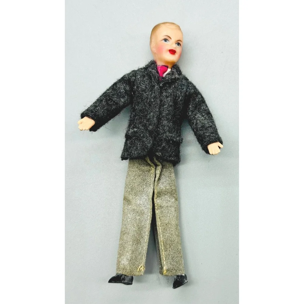 Ideal Petite Princess Fantasy Family Man Woman Husband Wife Mother Father 1960s